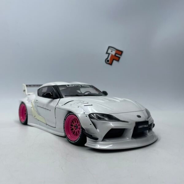 Miniature Toyota GR Supra Liberty Walk Body Kit 2025 White Pink Solido 1/18 vendue en Suisse