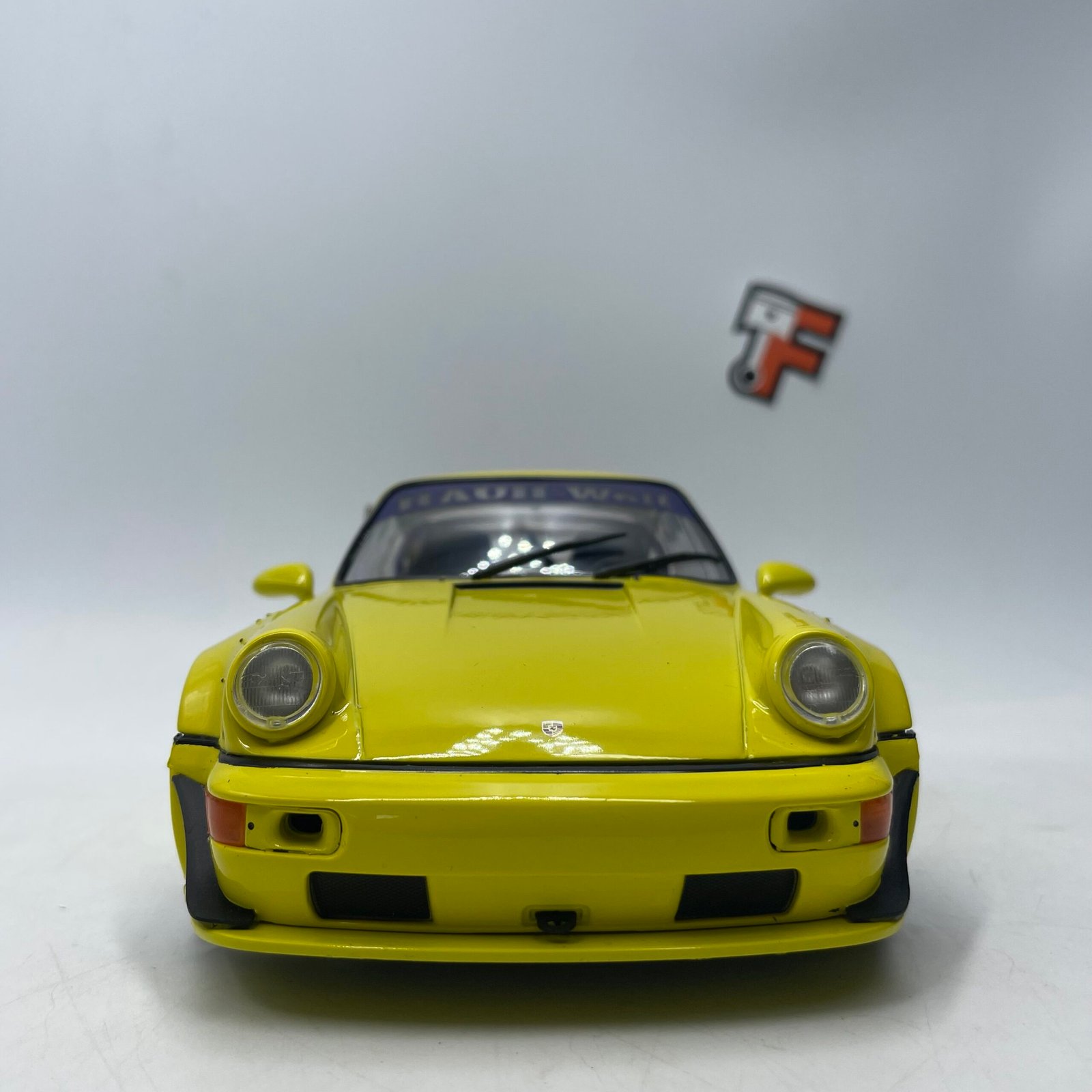 Porsche 911 RWB Bodykit Natalie 2023 yellow – Image 2