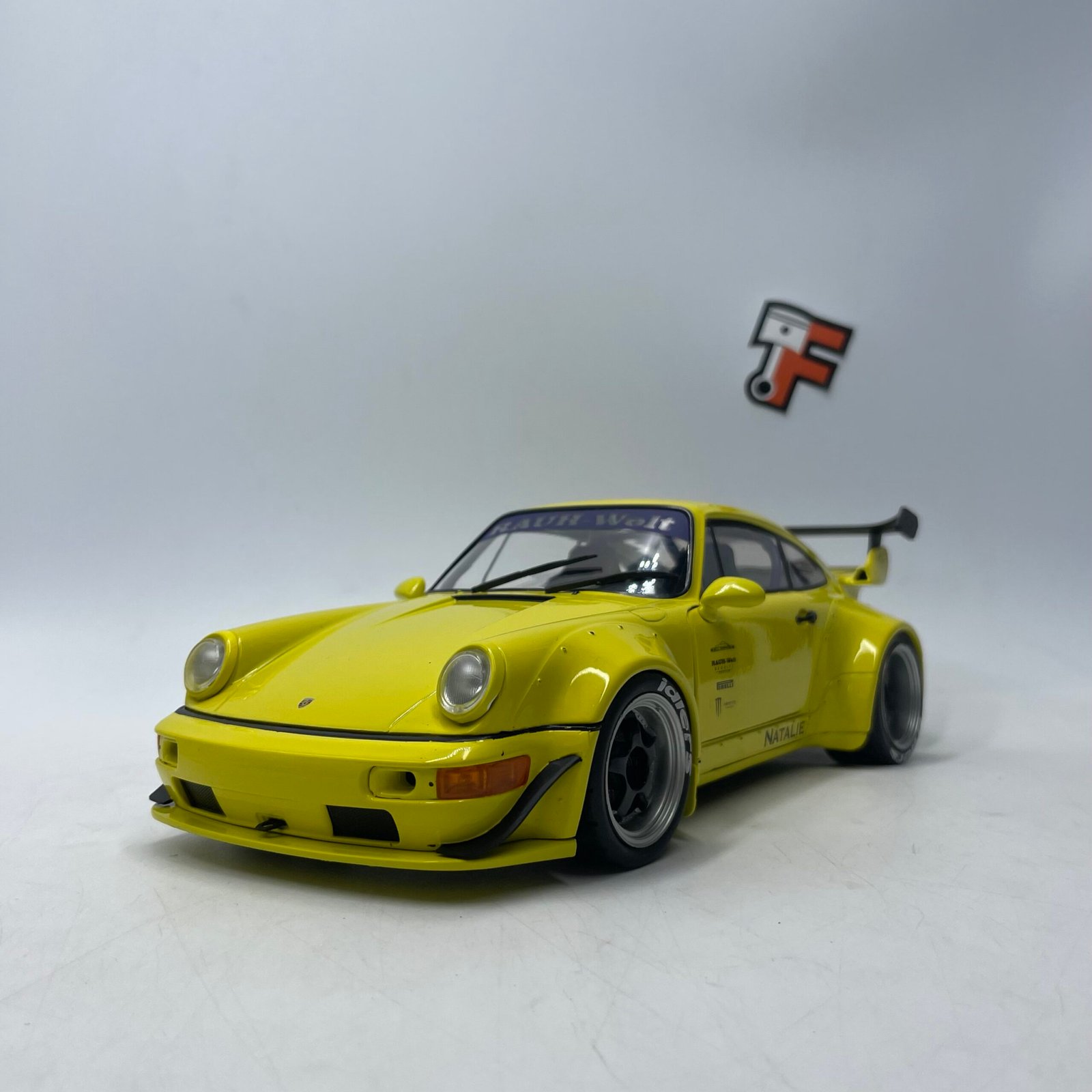 Porsche 911 RWB Bodykit Natalie 2023 yellow – Image 3
