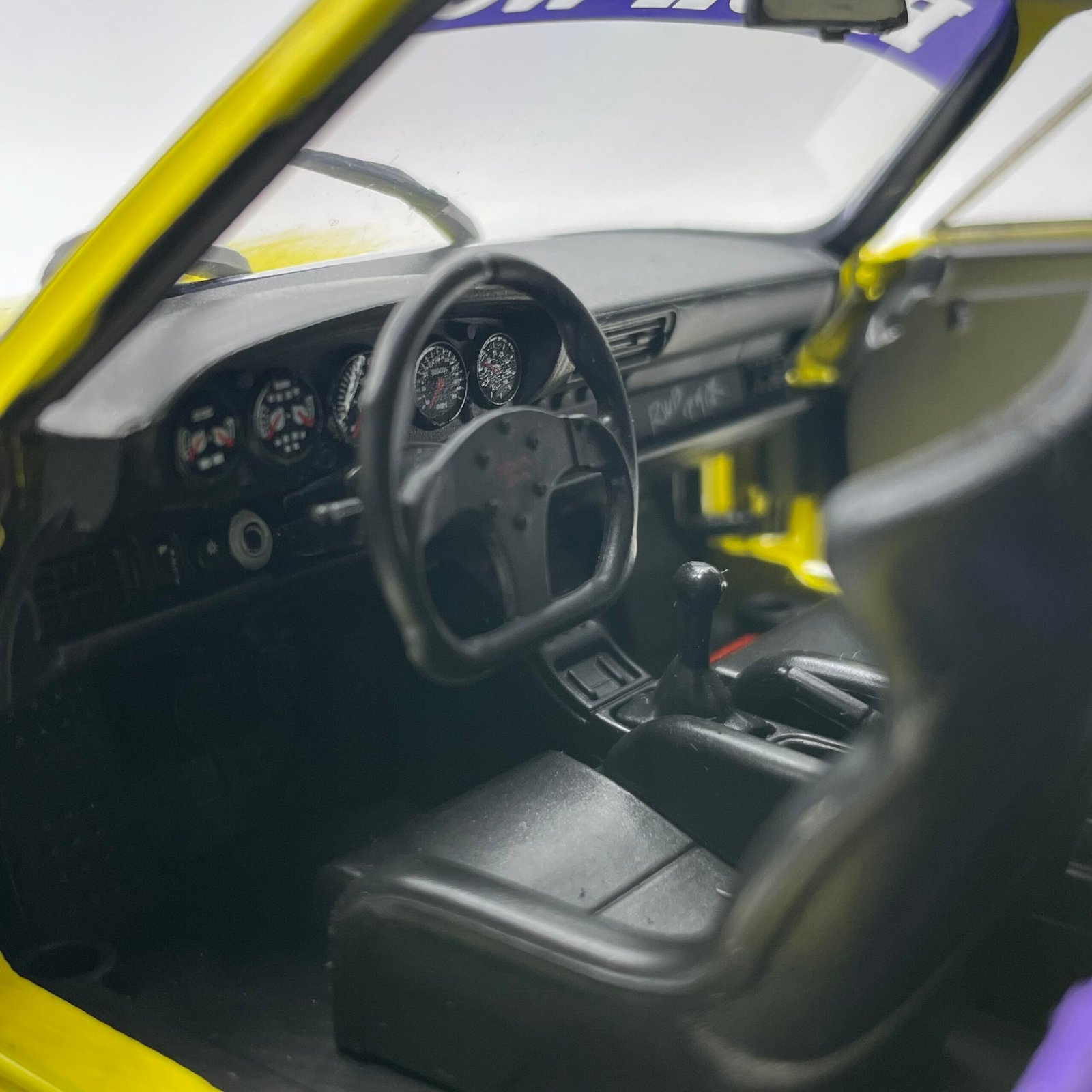 Porsche 911 RWB Bodykit Natalie 2023 yellow – Image 9