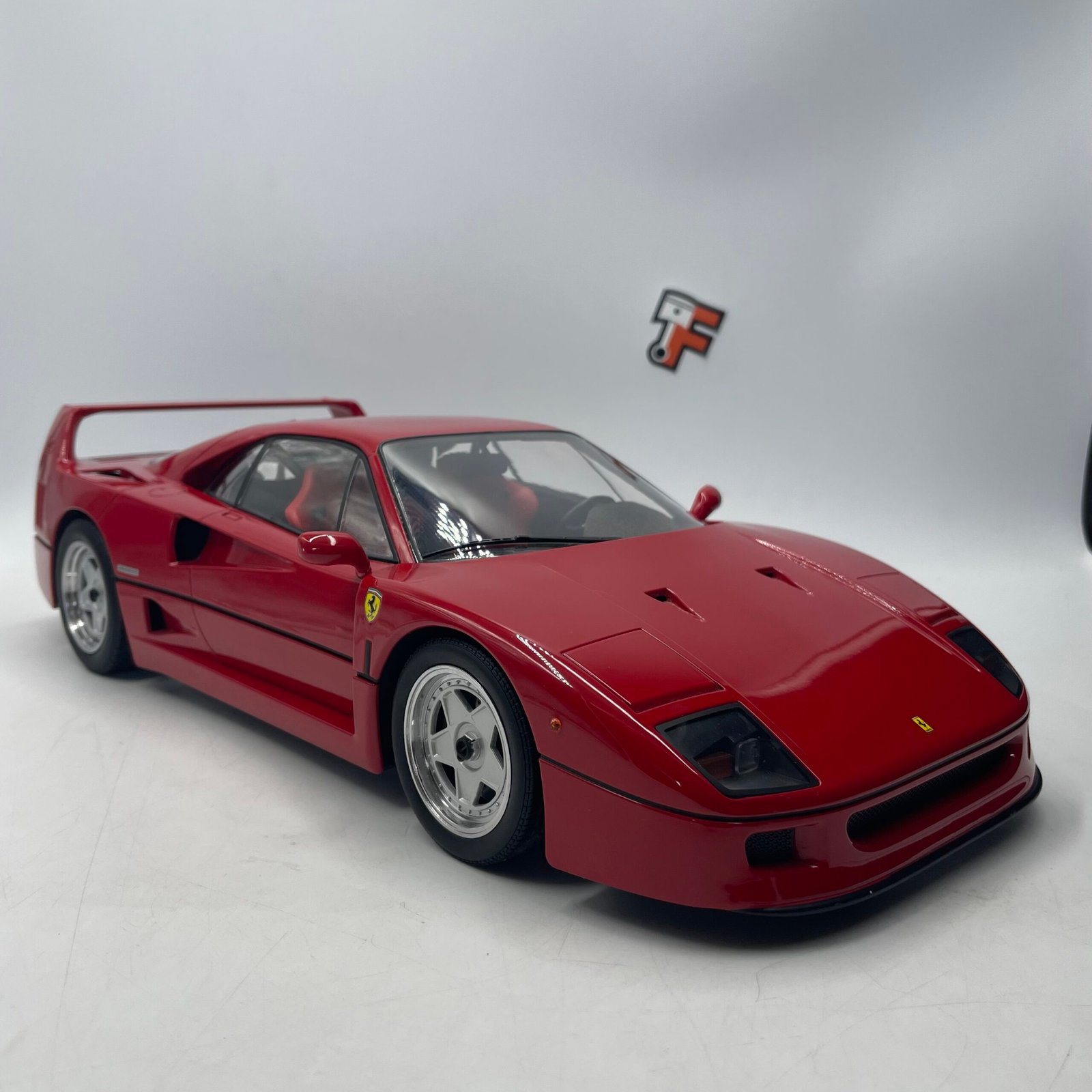 Miniature Ferrari F40 1987 Red 1/12 Norev vendue en Suisse