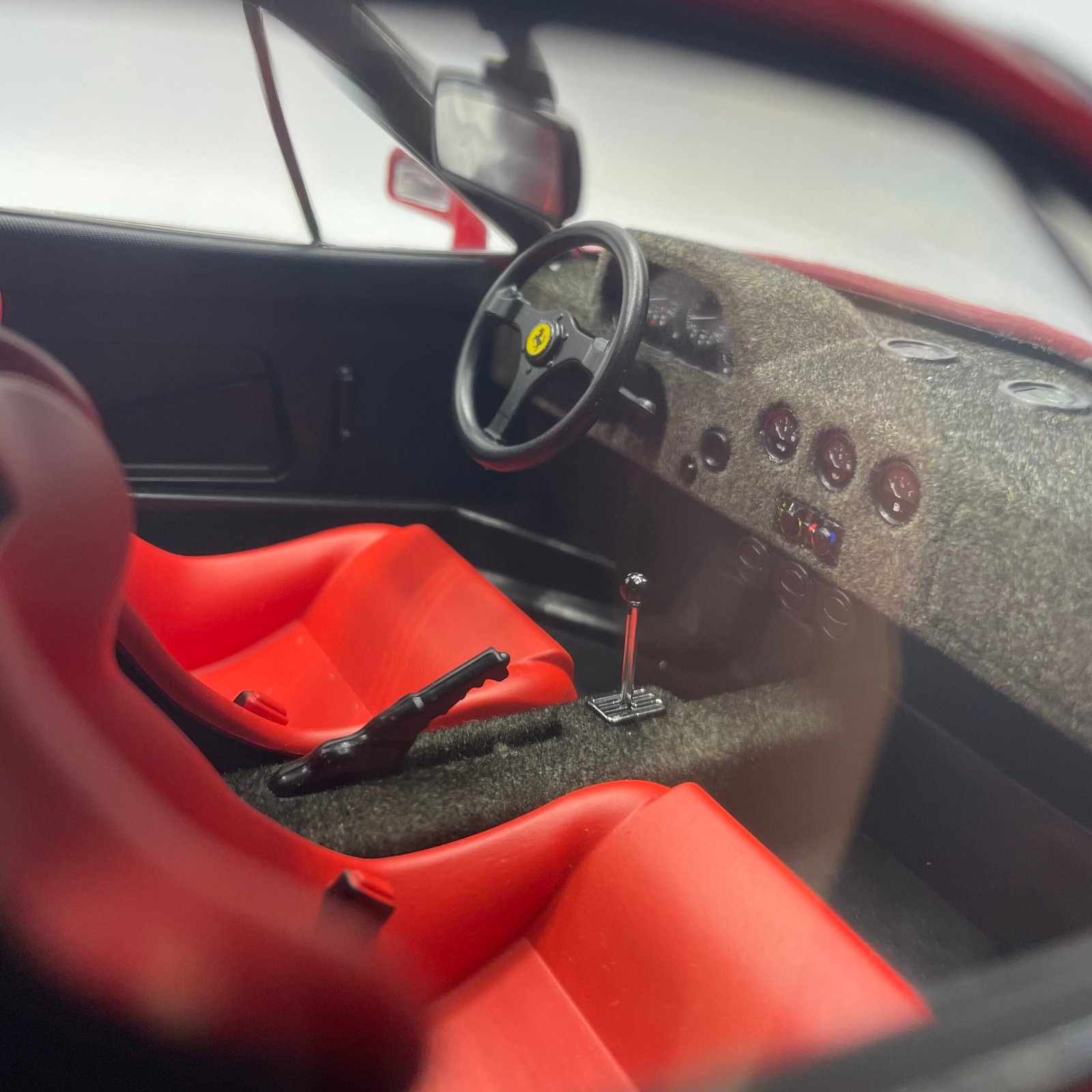 Ferrari F40 1987 Red 1/12 – Image 10
