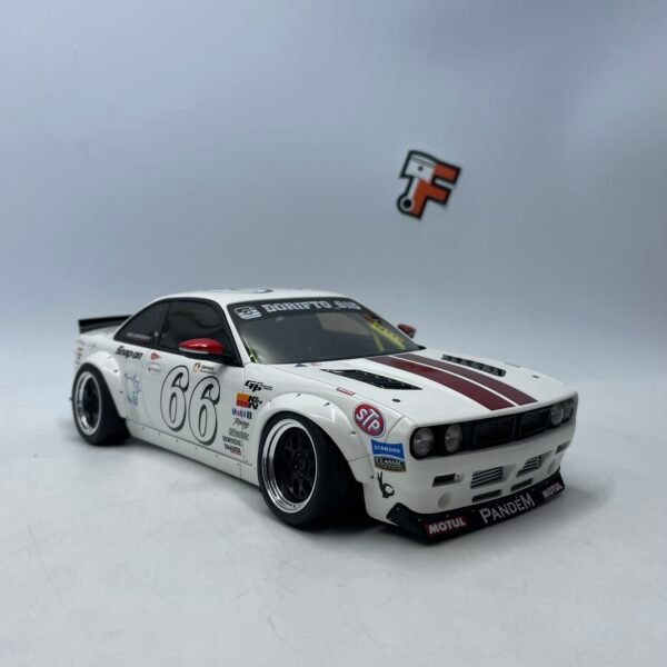 Miniature Nissan Silvia S14 BOSS Rocket Bunny 2024 Blanche 1/18 OttOmobile vendue en Suisse