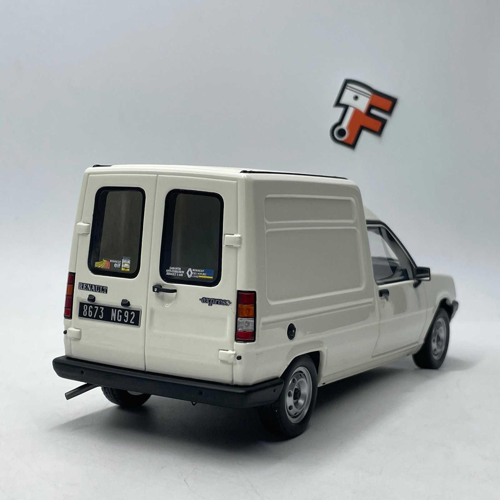 Renault Express 1985 Blanc – Image 7