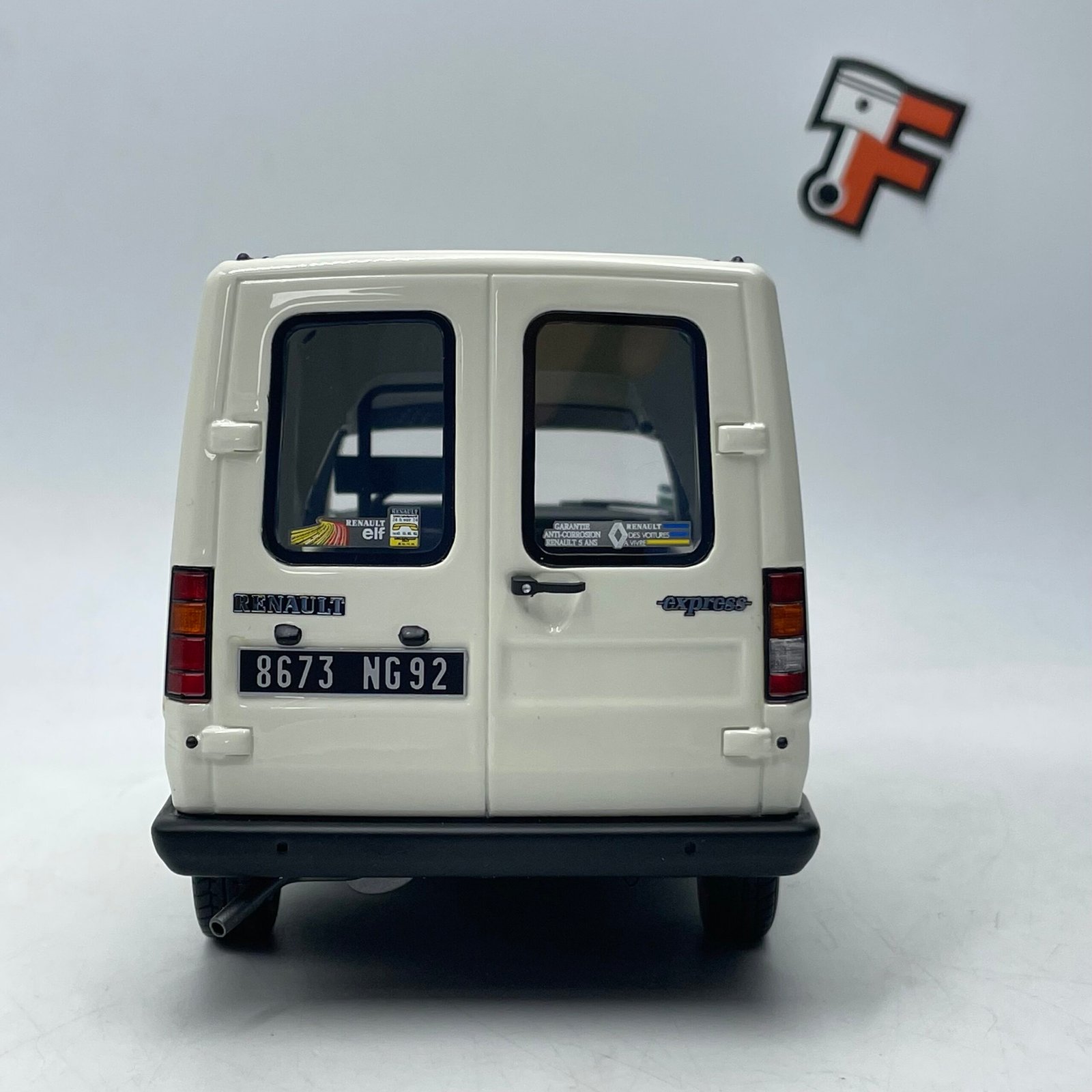 Renault Express 1985 Blanc – Image 6