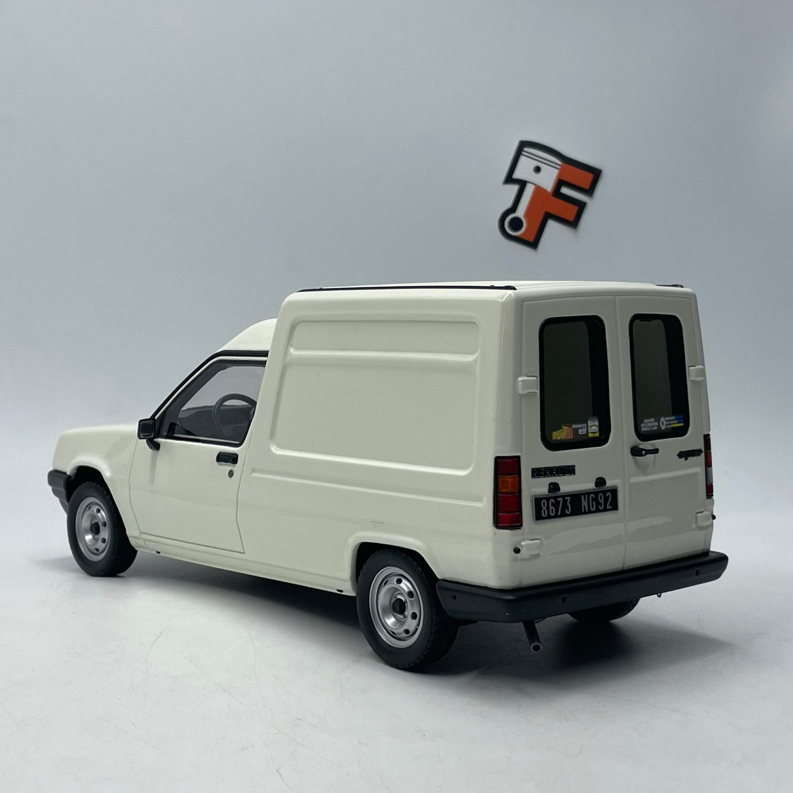 Renault Express 1985 Blanc – Image 5