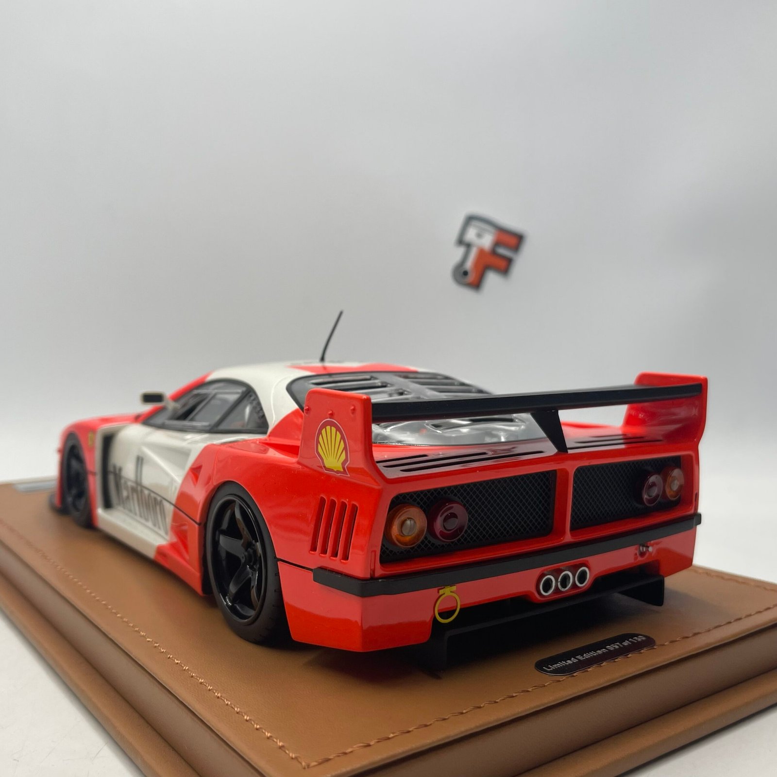 Miniature Ferrari F40 LM 1996 Press version Red and White Limited Edition vendue en Suisse