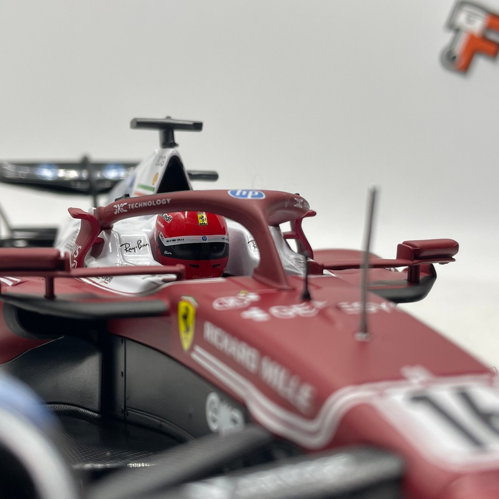 Ferrari SF-25 Charles Leclerc Monza 2025 1/18 – Image 10