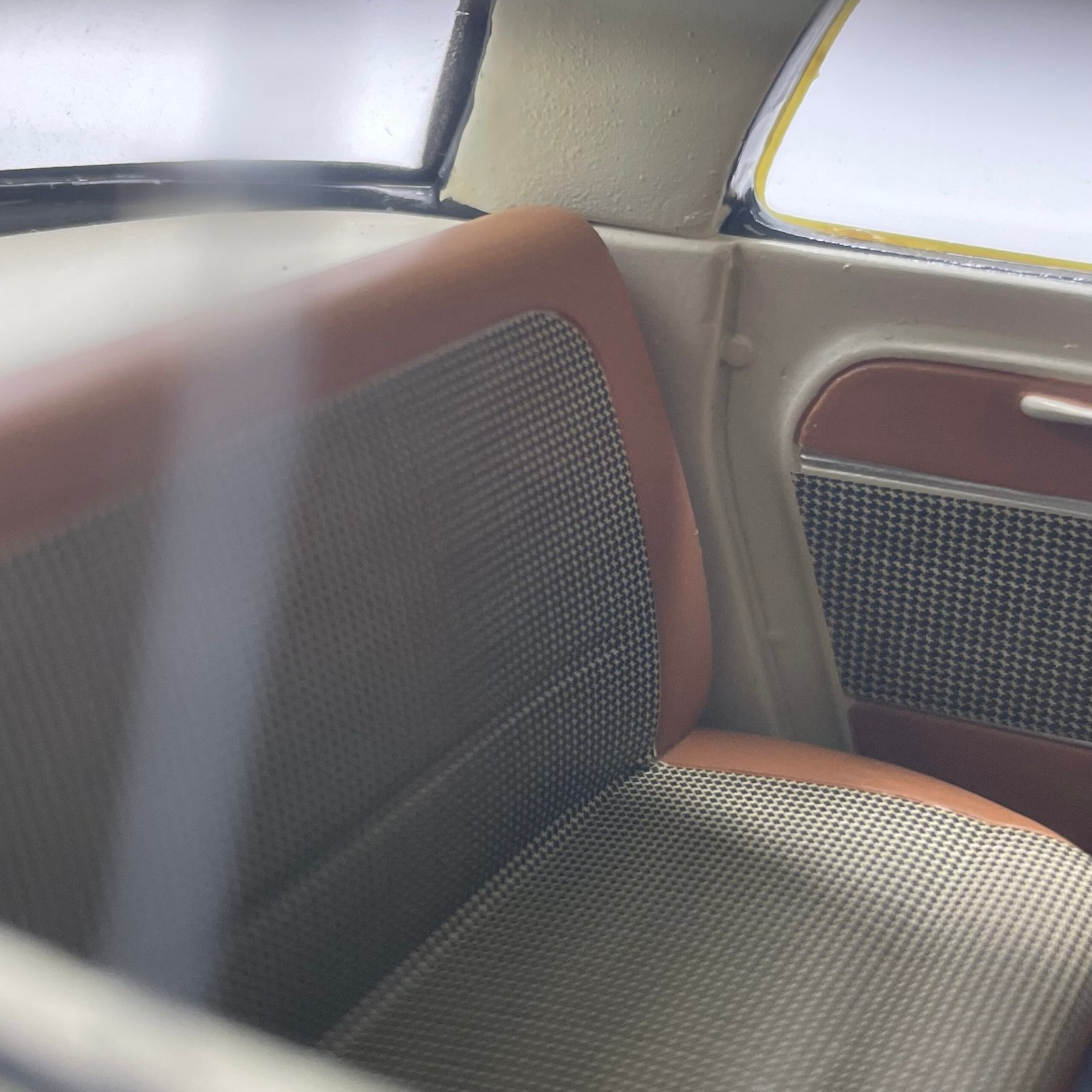Renault Dauphine 1093 Beige Occasion – Image 11