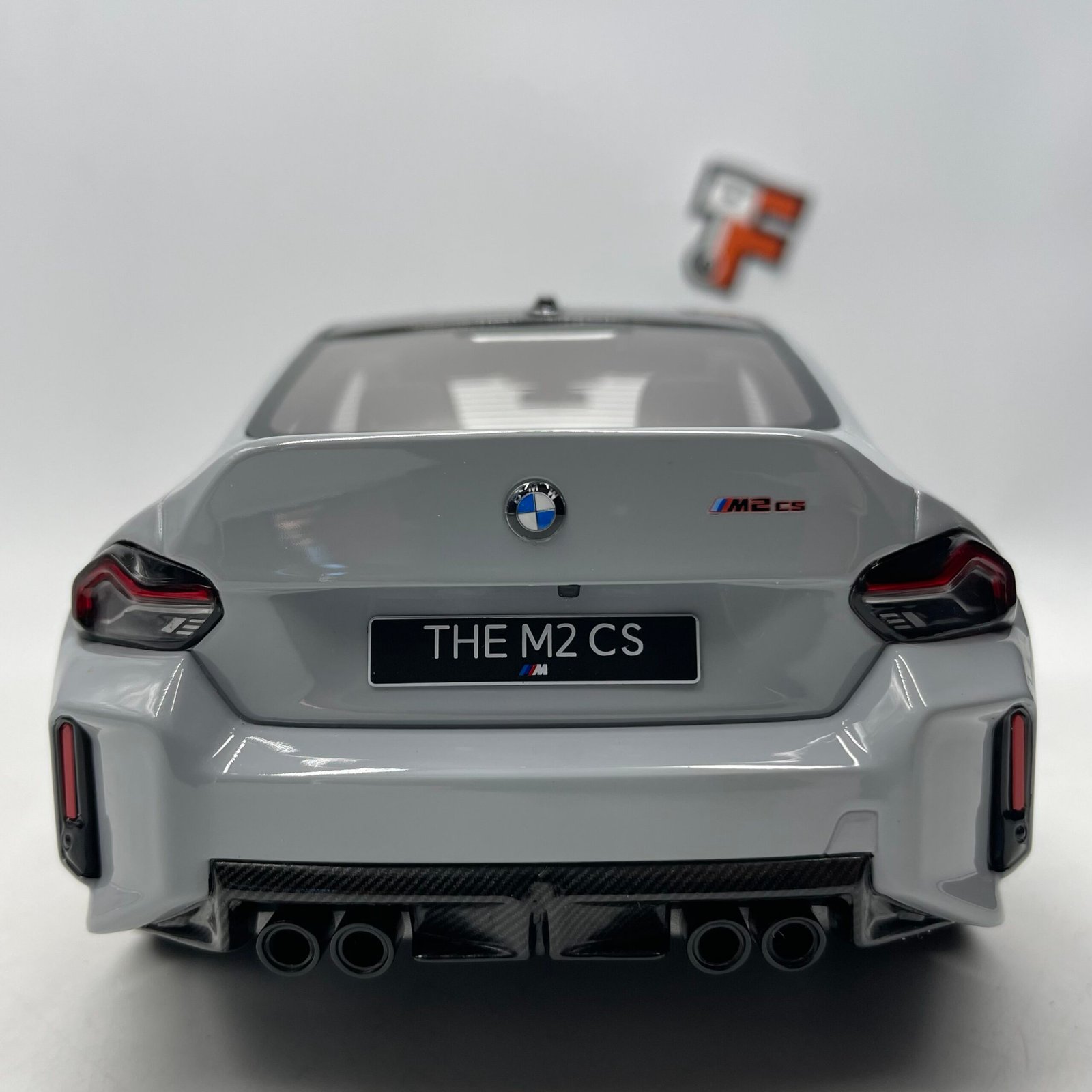 BMW M2 CS 2026 Brooklyn Grey 1/18 – Image 6