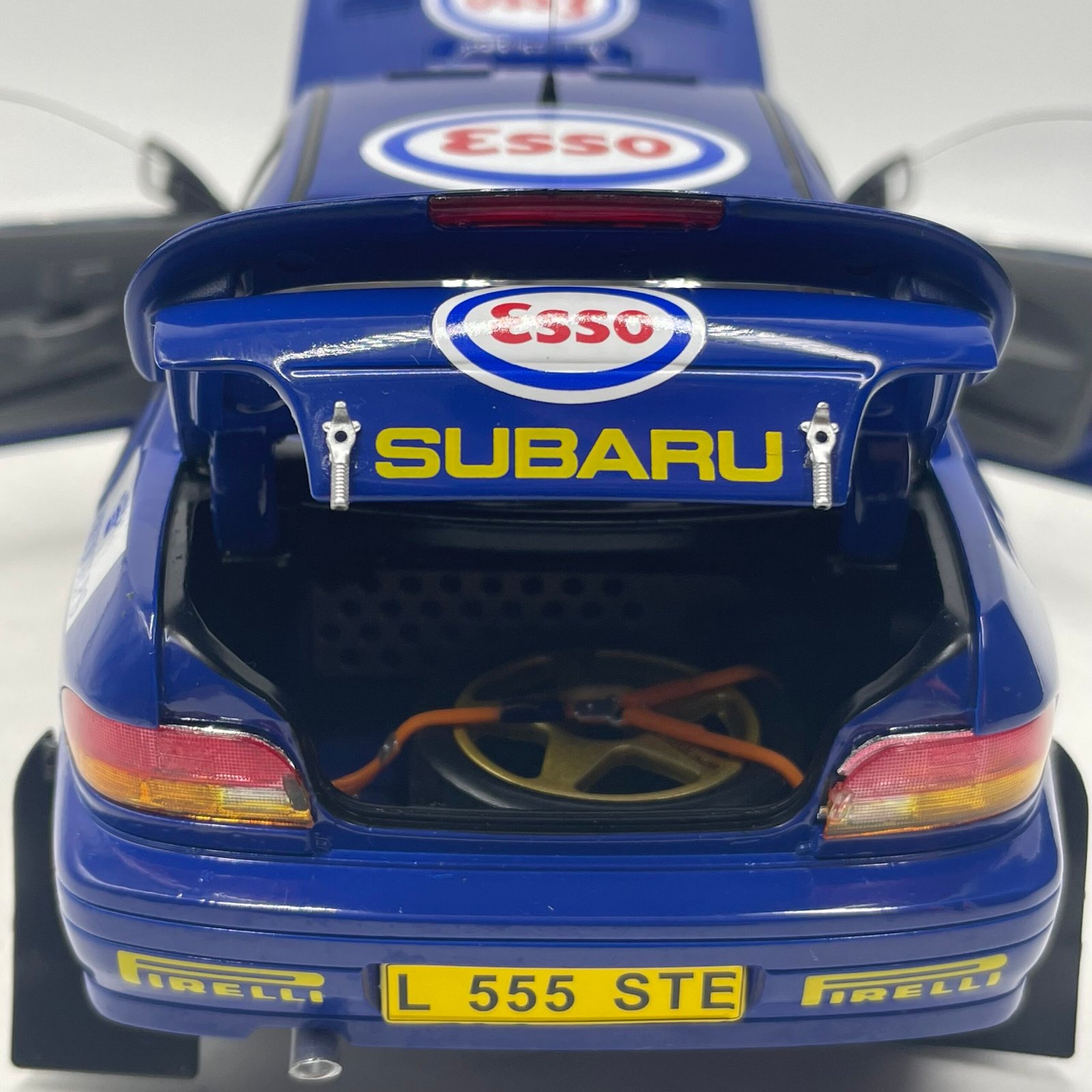 Subaru Impreza 555 #1 Colin Mcrae Winner Memorial Bettega 1993 Limited Edition 1/18 – Image 12